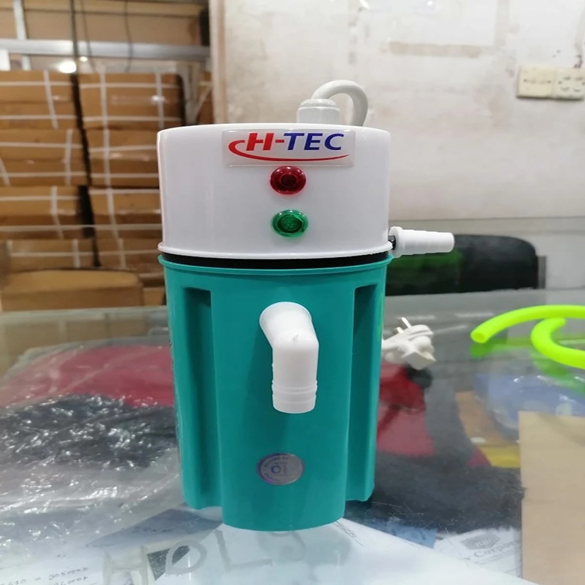 H-TEC Instant Portable Geyser
